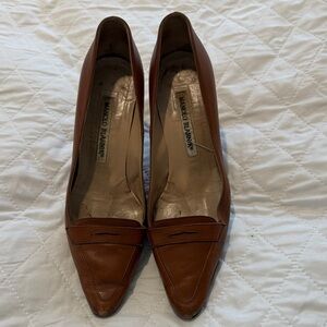 Manolo Blahnik Brown Leather Pointed-Toe Pumps
